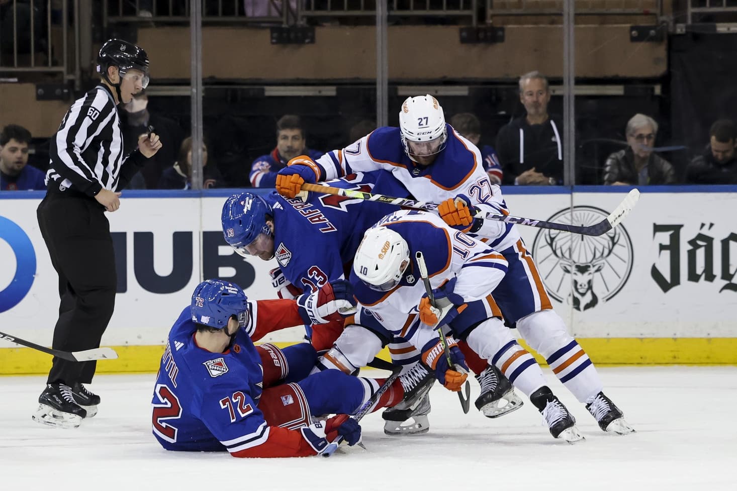 Edmonton Oilers battle the New York Rangers