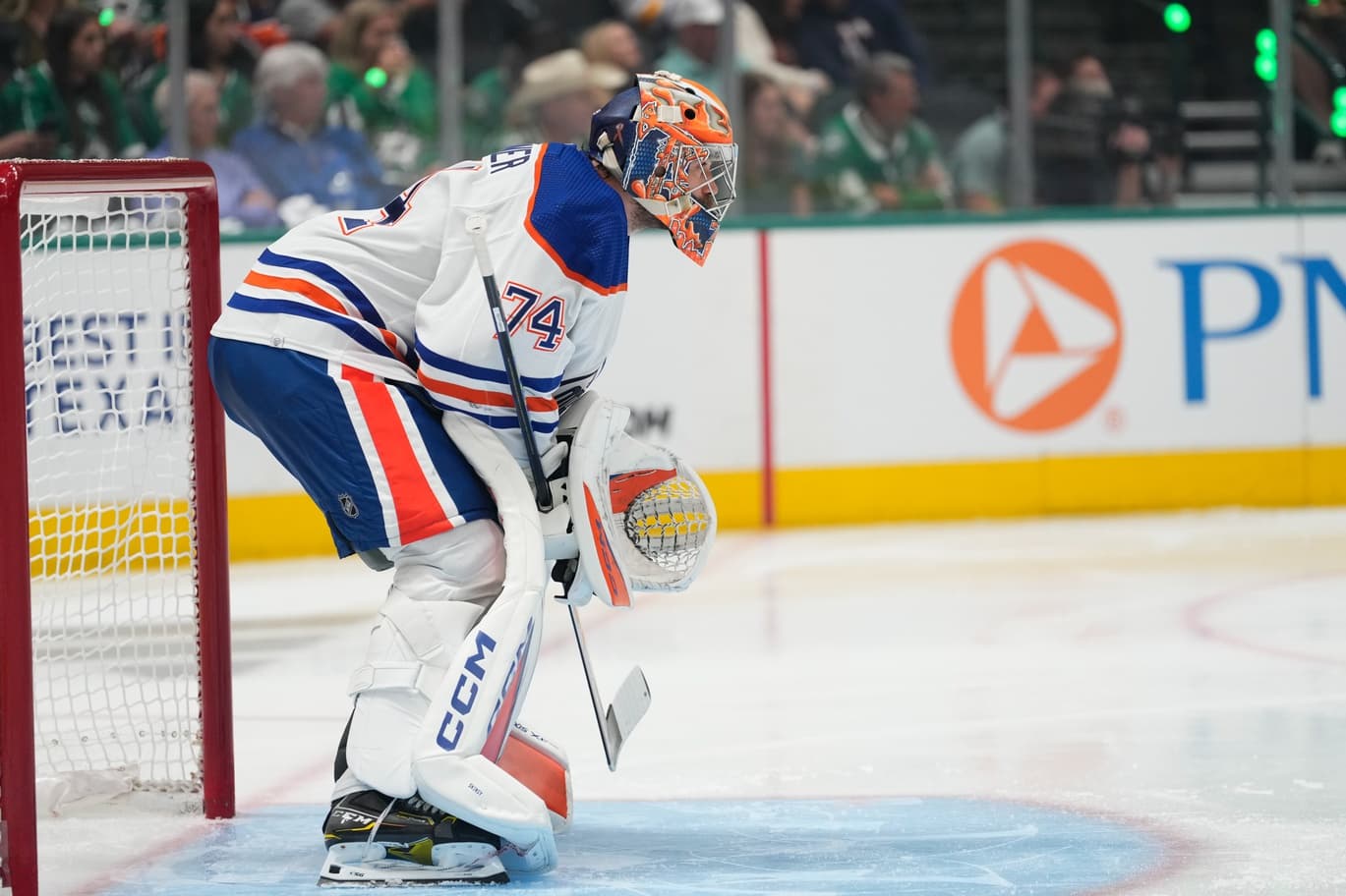 Edmonton Oilers goaltender Stuart Skinner