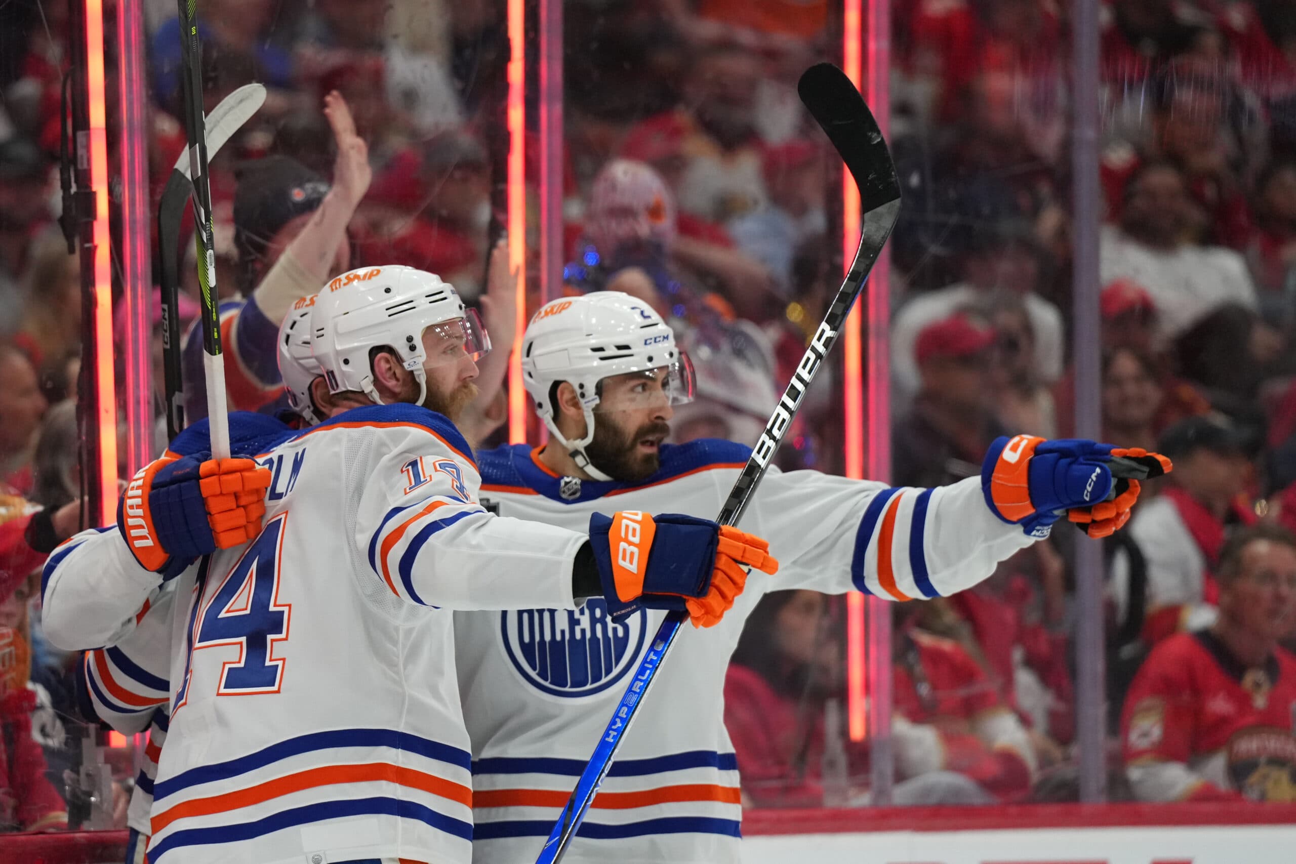 Edmonton Oilers Evan Bouchard Mattias Ekholm