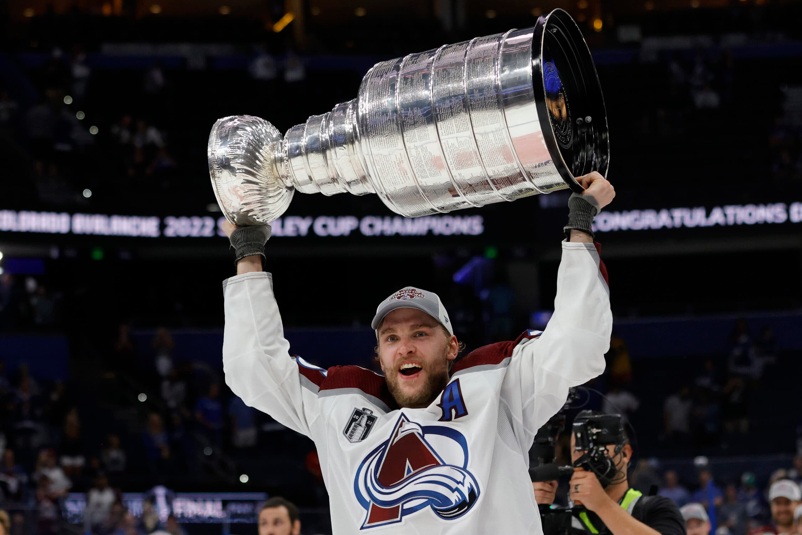 Colorado Avalanche Carolina Hurricanes Mikko Rantanen