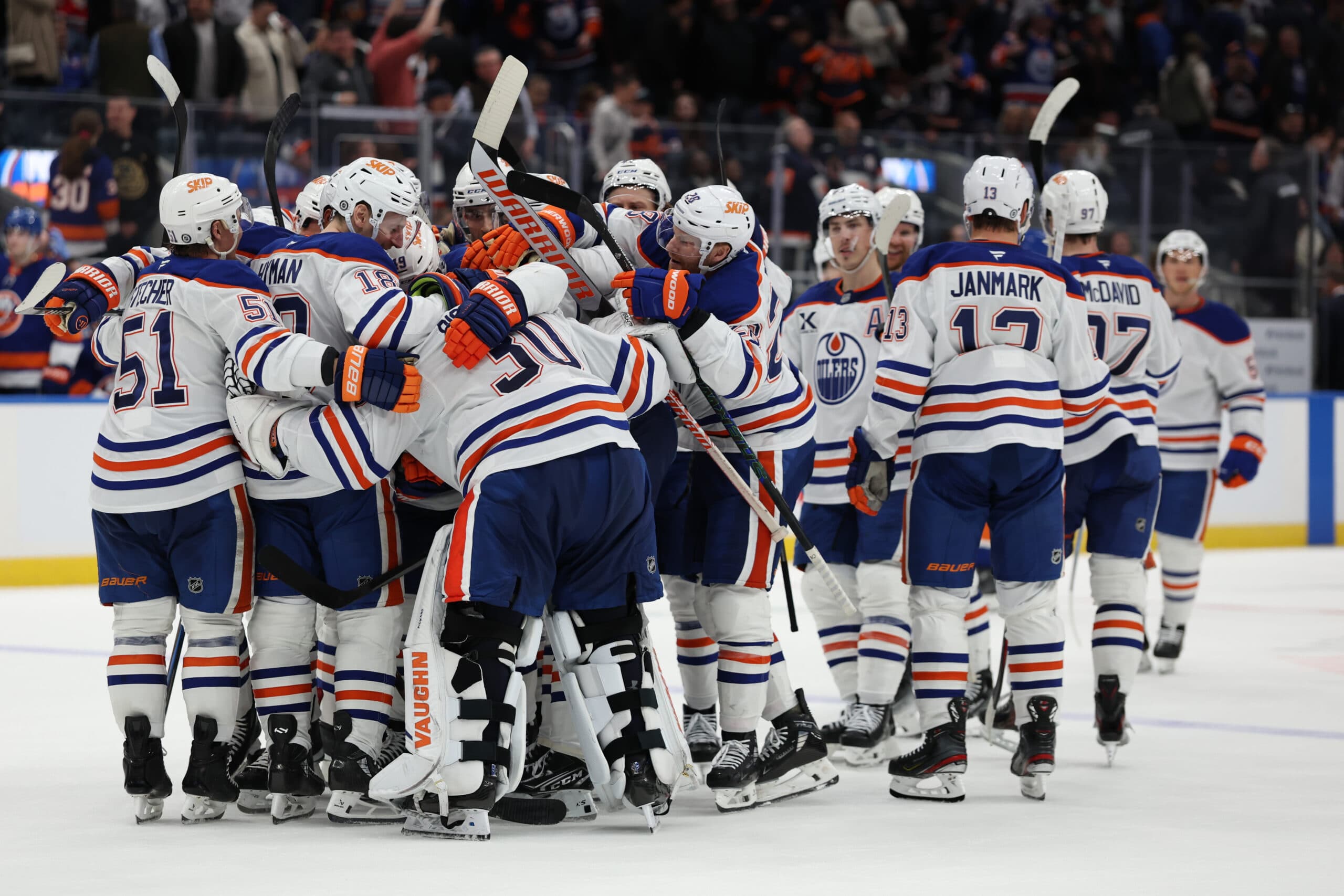 Edmonton Oilers Calvin Pickard Leon Draisaitl