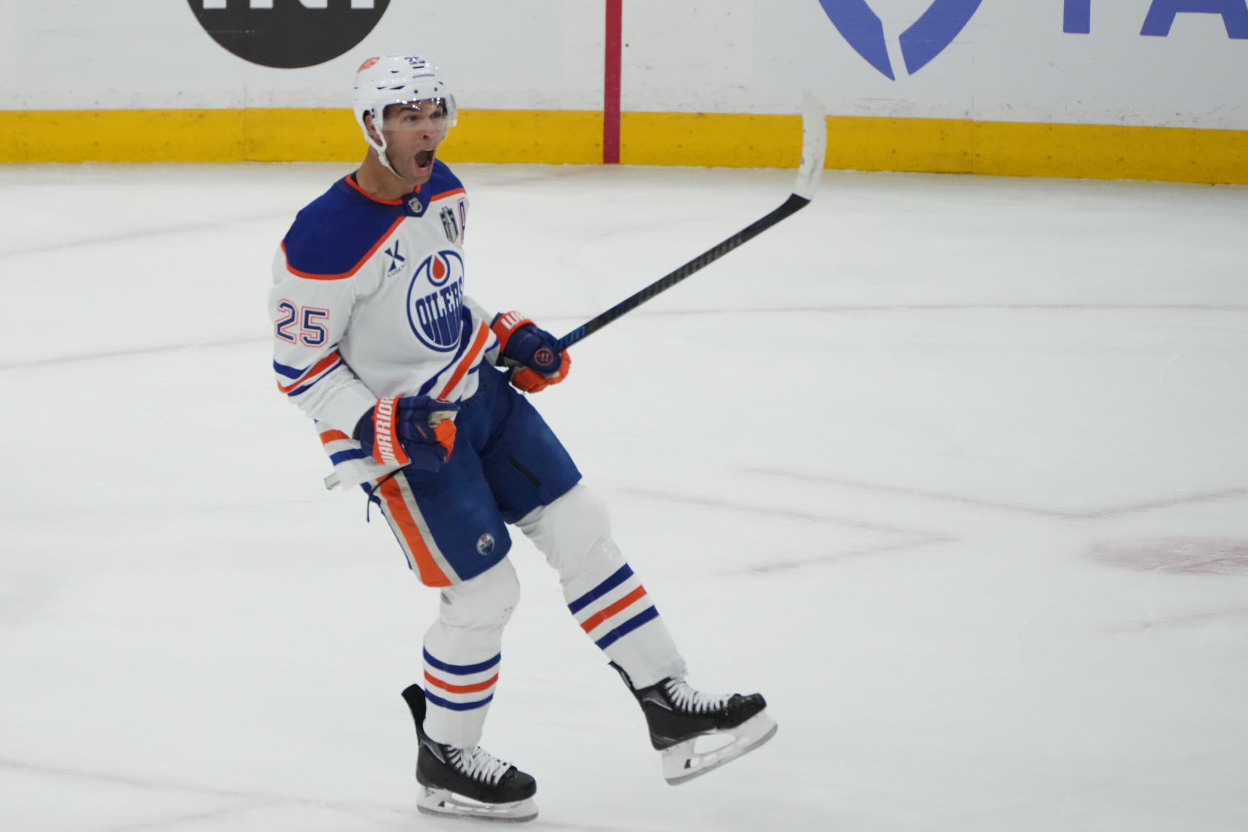 Edmonton Oilers Darnell Nurse